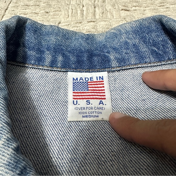 Hawaiian Tropic VINTAGE Denim Jacket Embossed Adult Sz Medium Employee Promo - Picture 6 of 8